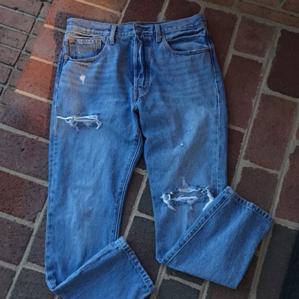 High waisted Levi’s 501